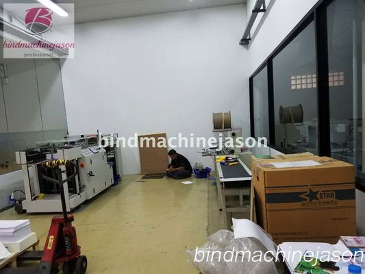 초고속 노트북 펀싱 머신 SPB550 인쇄소 전문 협력 업체